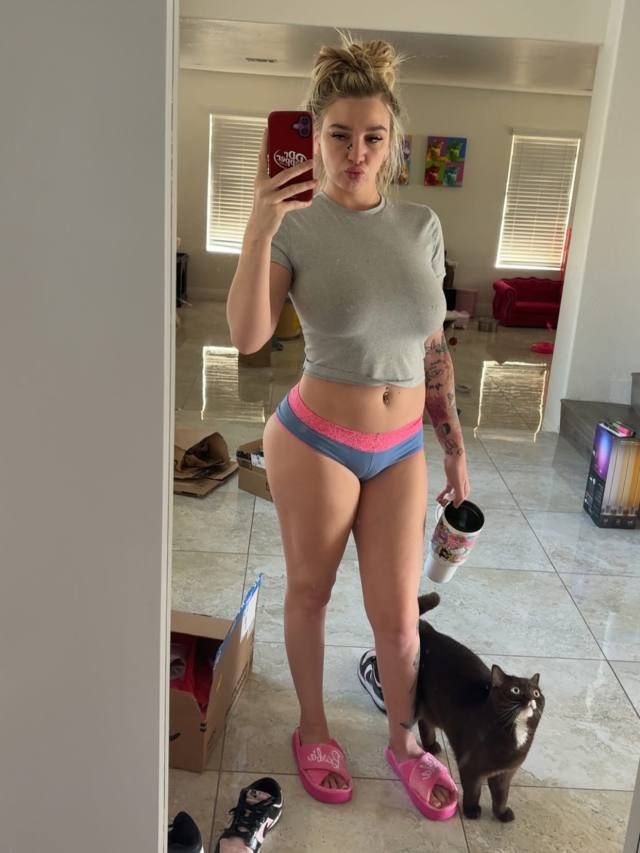 TEXT WET💜 +1 (520) 265-2398 💜 FOR  AVAILABILITY DETAILS🍆🍆HOT SEXY &  CLEAN BLONDE� - Image 3